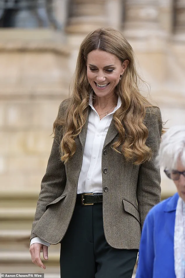 The Princess of Wales Wears a Necklace Featuring Her Children's Initials, Symbolizing Her Deep Family Connection