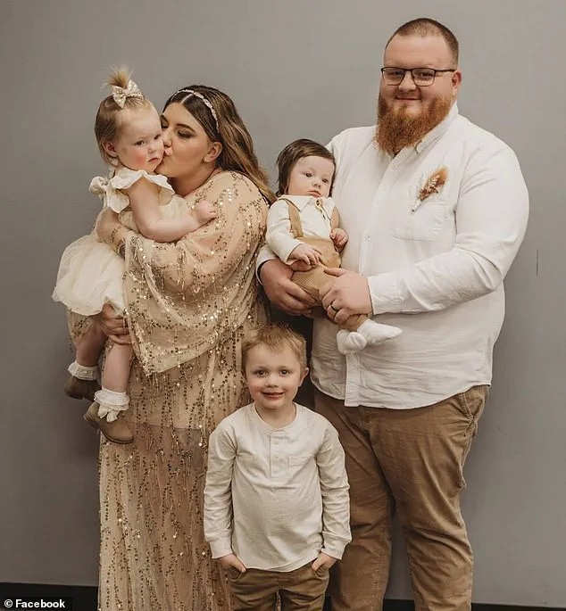 Tragic Car Crash Leaves Three Children Orphaned After Parents Killed in Alabama Collision