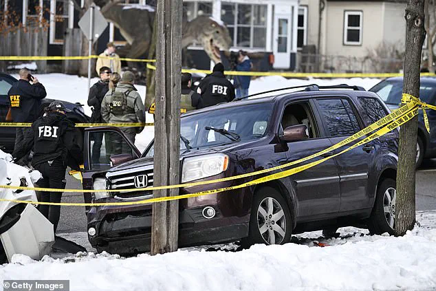 Minneapolis Mayor Condemns ICE Operation After Fatal Shooting, Calls for Federal Agents to Leave City