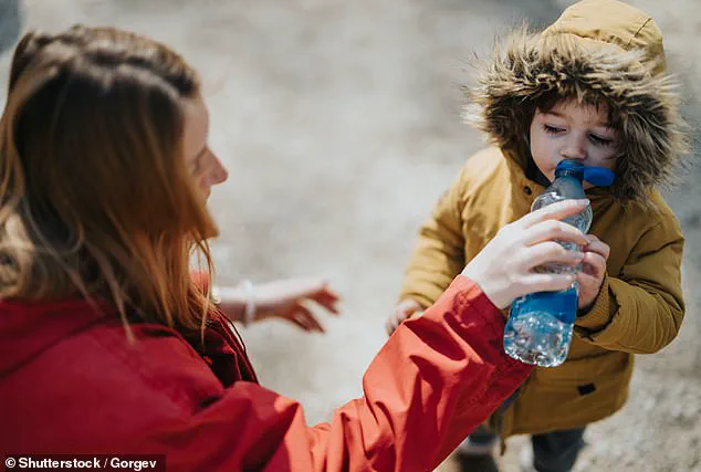 Expert Advisories Warn Against Overlooked Winter Dehydration Risk