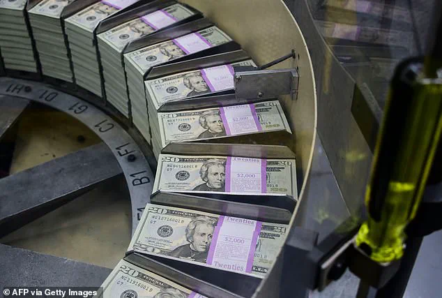 Trump and Republicans Push $100 Billion Tax Refund Surge Ahead of Midterms to Counter Democratic Messaging