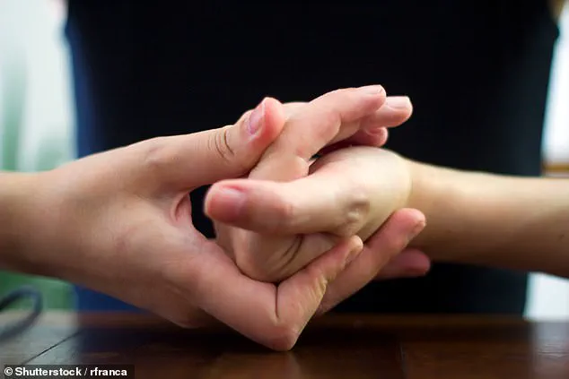 Joint Cracking and Arthritis: Debunking the Myth and Recognizing Warning Signs