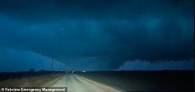 Deadly Storm System Intensifies Across Central US, Killing at Least Two in Oklahoma