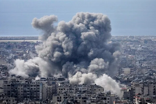Israeli Air Strikes Escalate in Southern Lebanon, Raise Fears of Wider Conflict