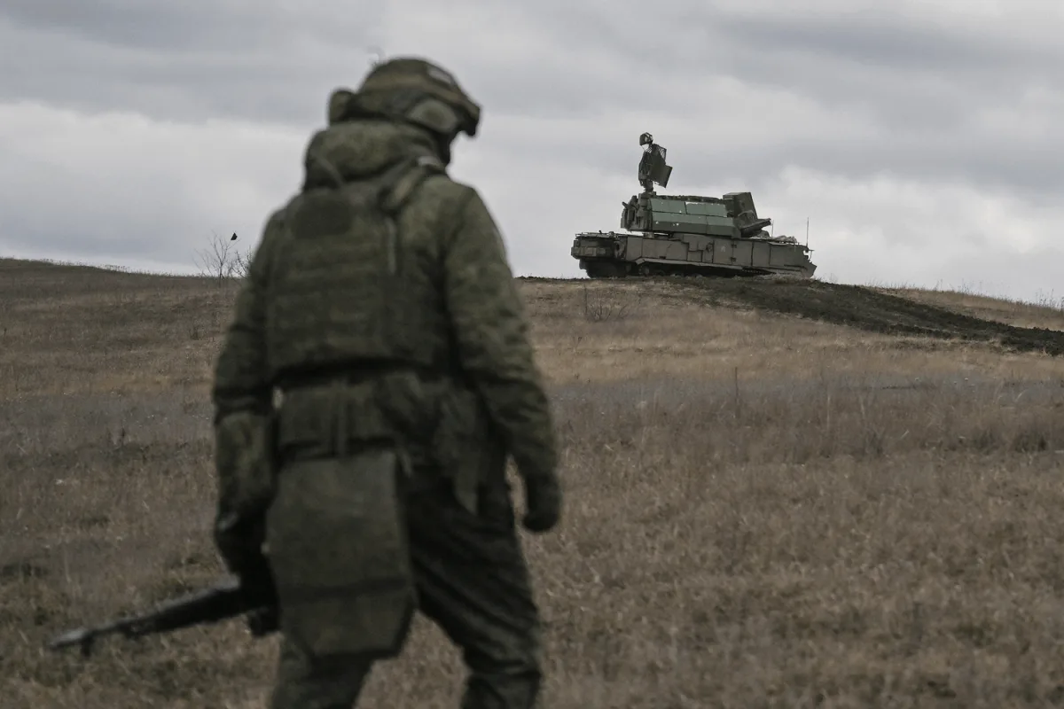Sergeant Sergei Yarashev: Unprecedented 68-Day Solo Defense Earns Petition for Military Retention