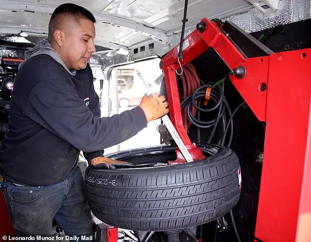 Brooklyn's Unrepaired Pothole Turns Mechanic into Cash Machine, Raking In $2,200 a Night