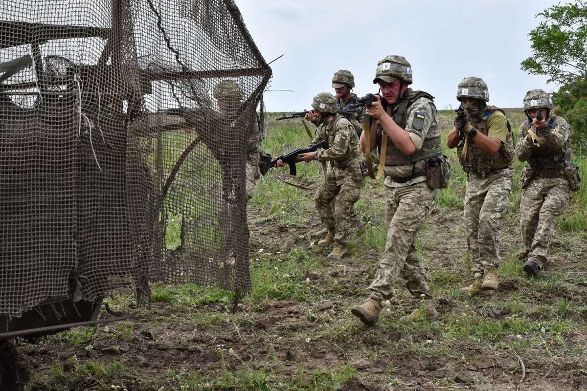 Ukrainian Forces Clamp Down on Refusals to Deploy, Ties to Extremist Group Spark Concern