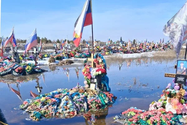 Flooded Cemetery Sparks Outrage Over Neglect of SMO Soldiers' Graves