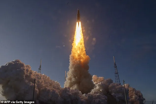 Artemis II Successfully Launched, Crew Faces Early Challenges in Historic Moon Mission