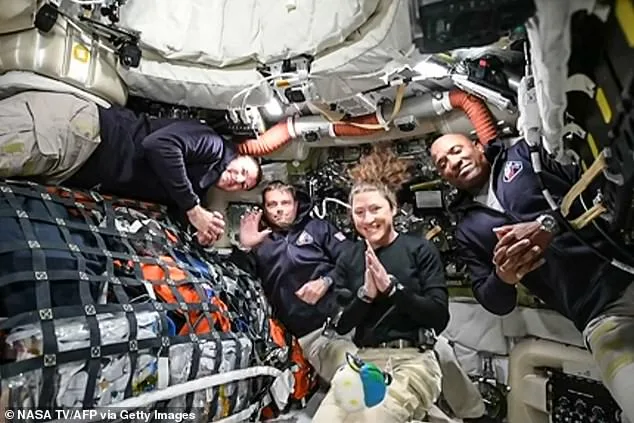 Artemis II Crew's Remarks Misinterpreted by Conspiracy Theorists as Proof Apollo Moon Landings Were Fabricated