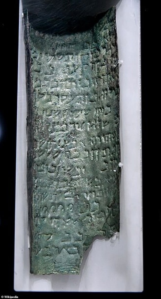 Decoded Dead Sea Scroll secret reshapes biblical prophecy and end-times.