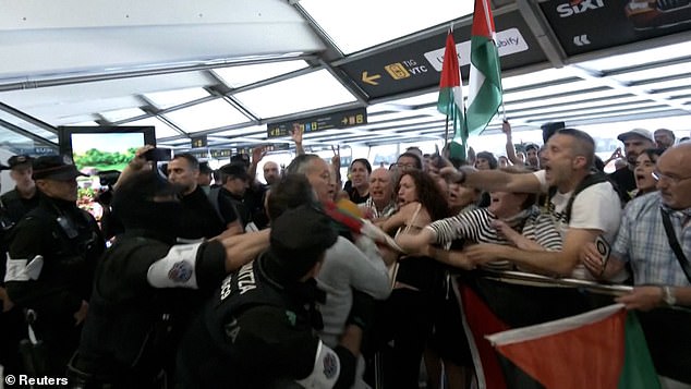 Basque Police Beat Gaza Flotilla Activists With Batons Upon Arrival
